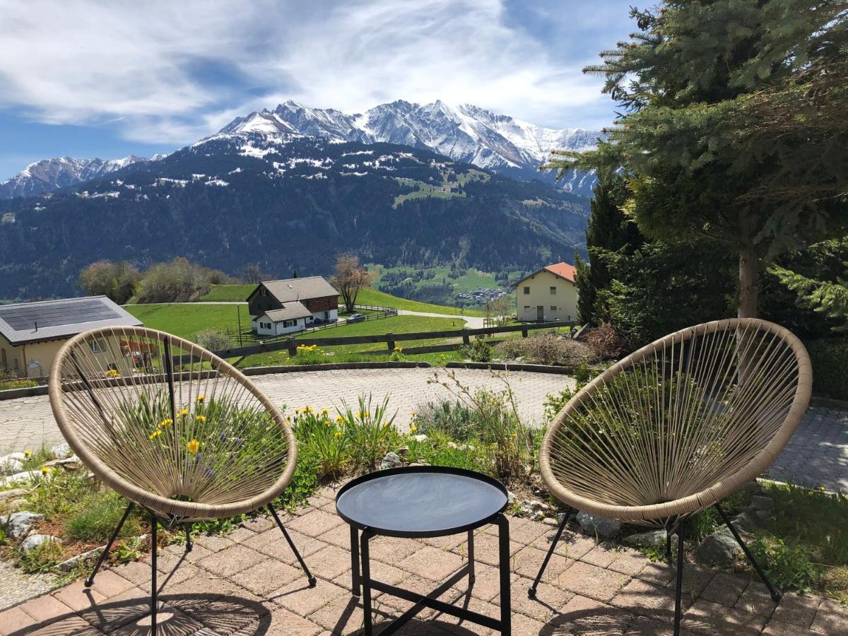 Renovated 3 Rooms Apartment In Ruschein Near Laax Esterno foto
