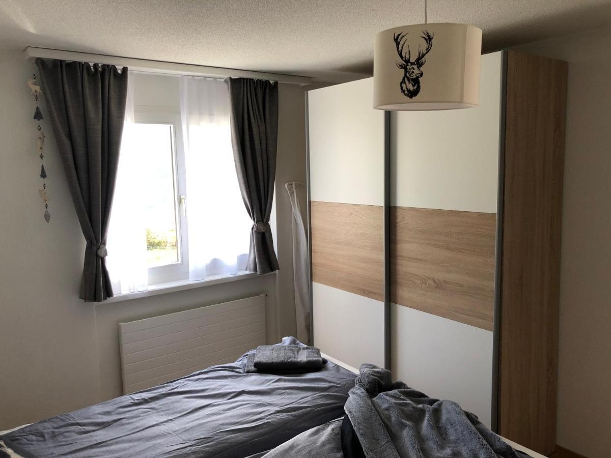 Renovated 3 Rooms Apartment In Ruschein Near Laax Esterno foto